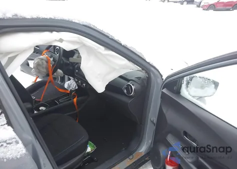 2023 Nissan Kicks Sv Xtronic Cvt z USA, uszkodzony, nr VIN 3N1CP5CV2PL496996